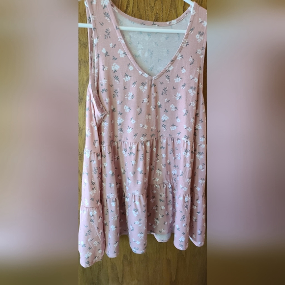 a:glow Maternity Sleeveless Top Size M - Picture 2 of 6